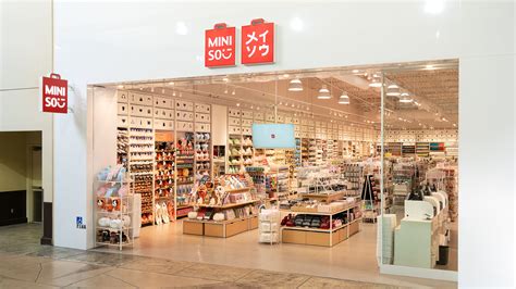 miniso online store.